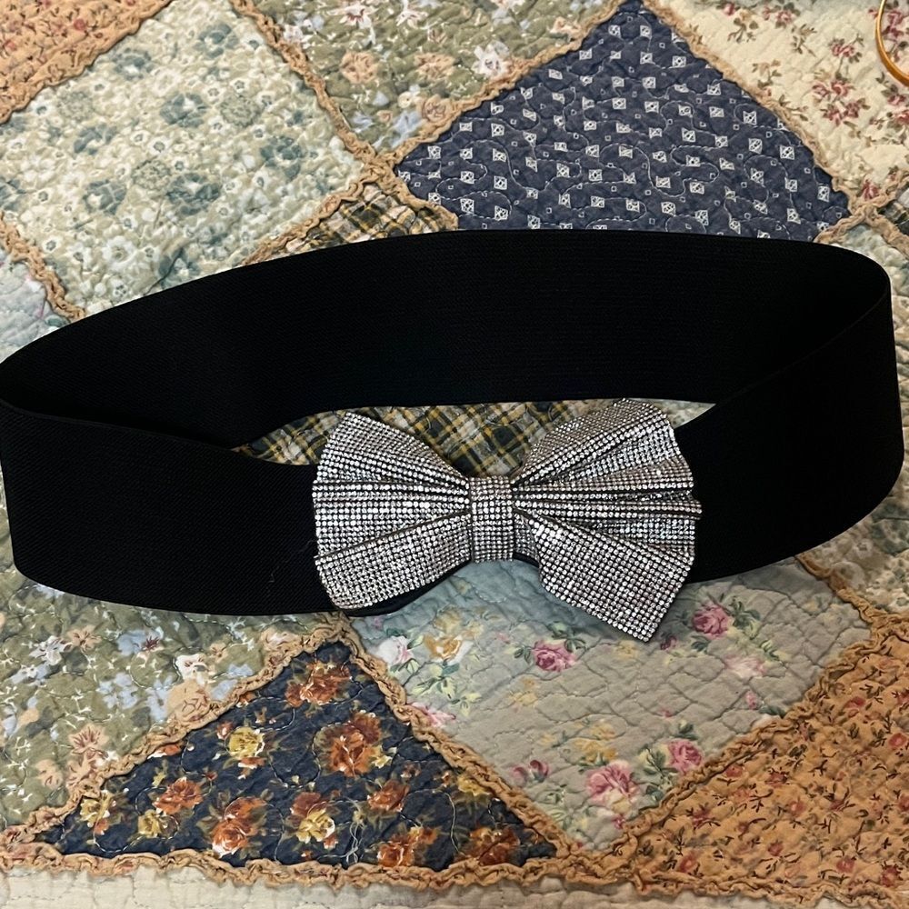 Rhinestone bow belt